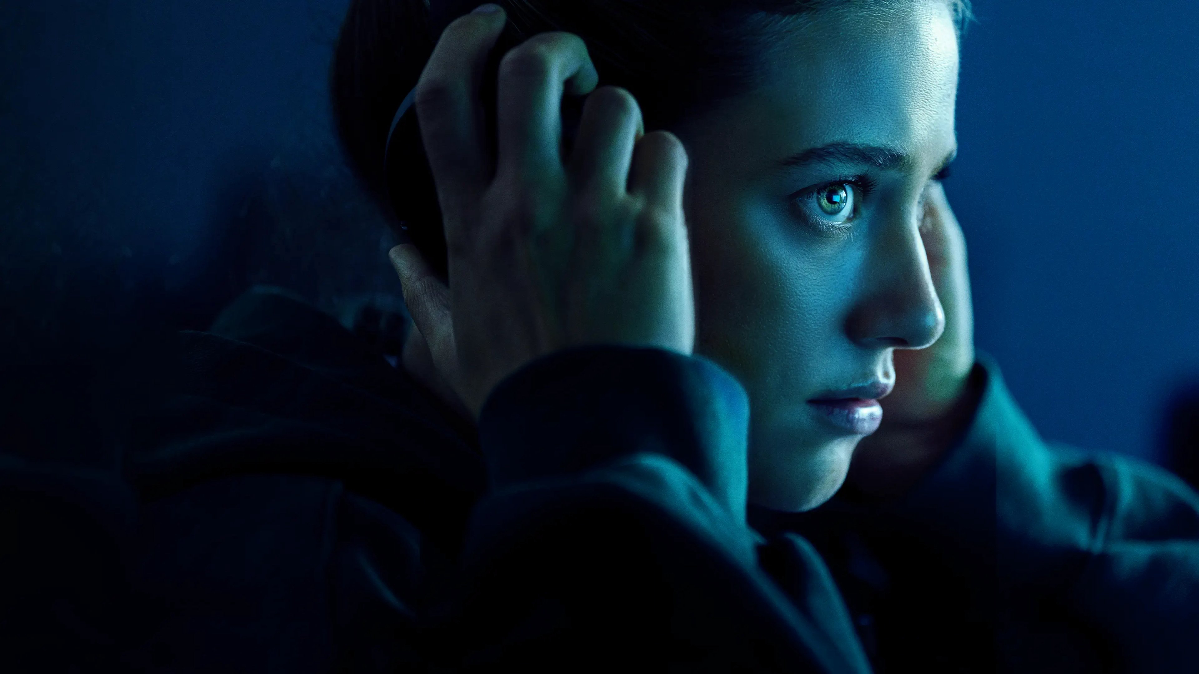 Xem Phim Bóng Ma Cõi Mạng HD - American Sweatshop 2025 Full Online