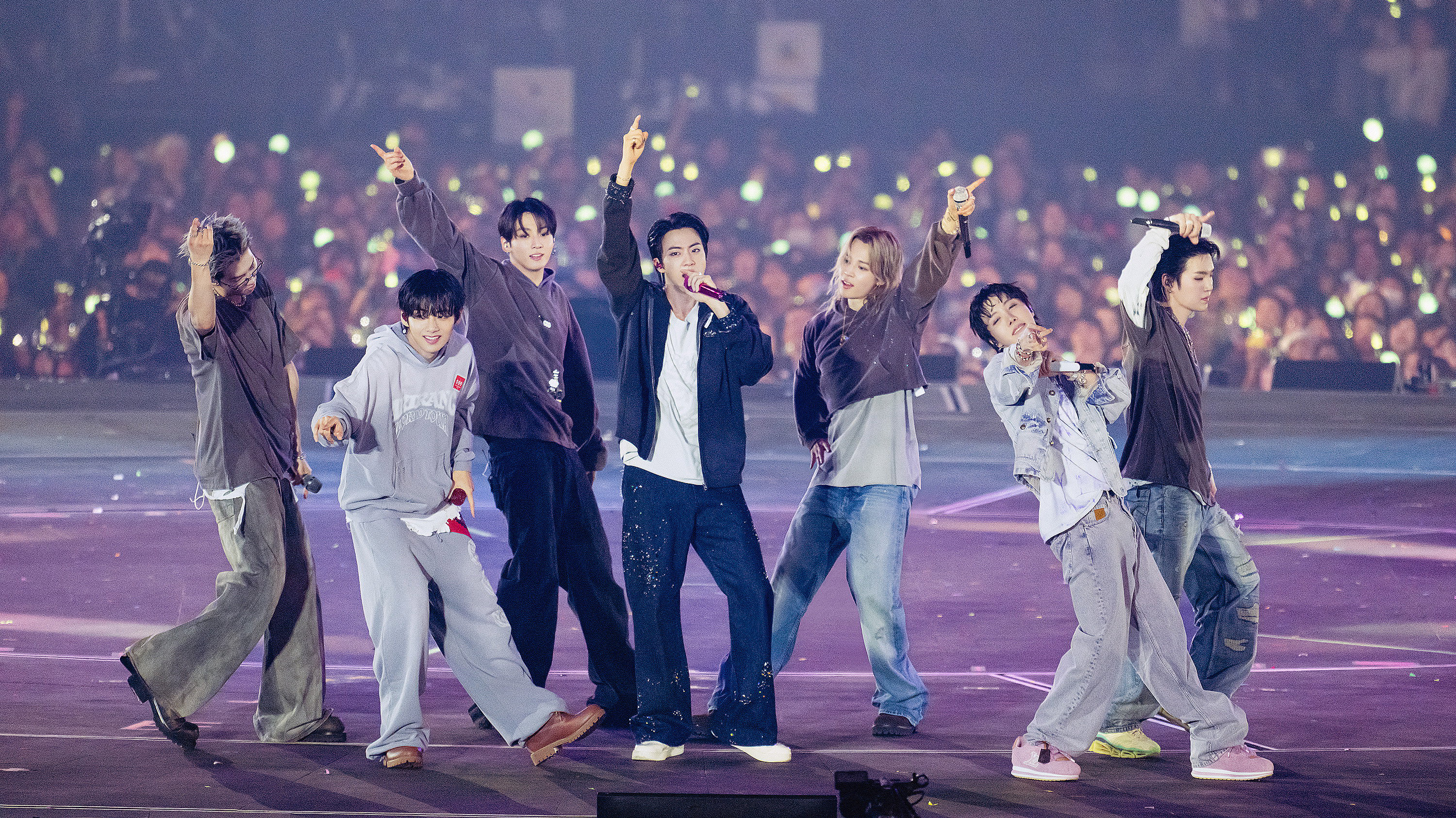 BTS World Tour ‘Arirang’ tại Busan: Xem trực tiếp - BTS World Tour ‘Arirang’ in Busan: Live Viewing