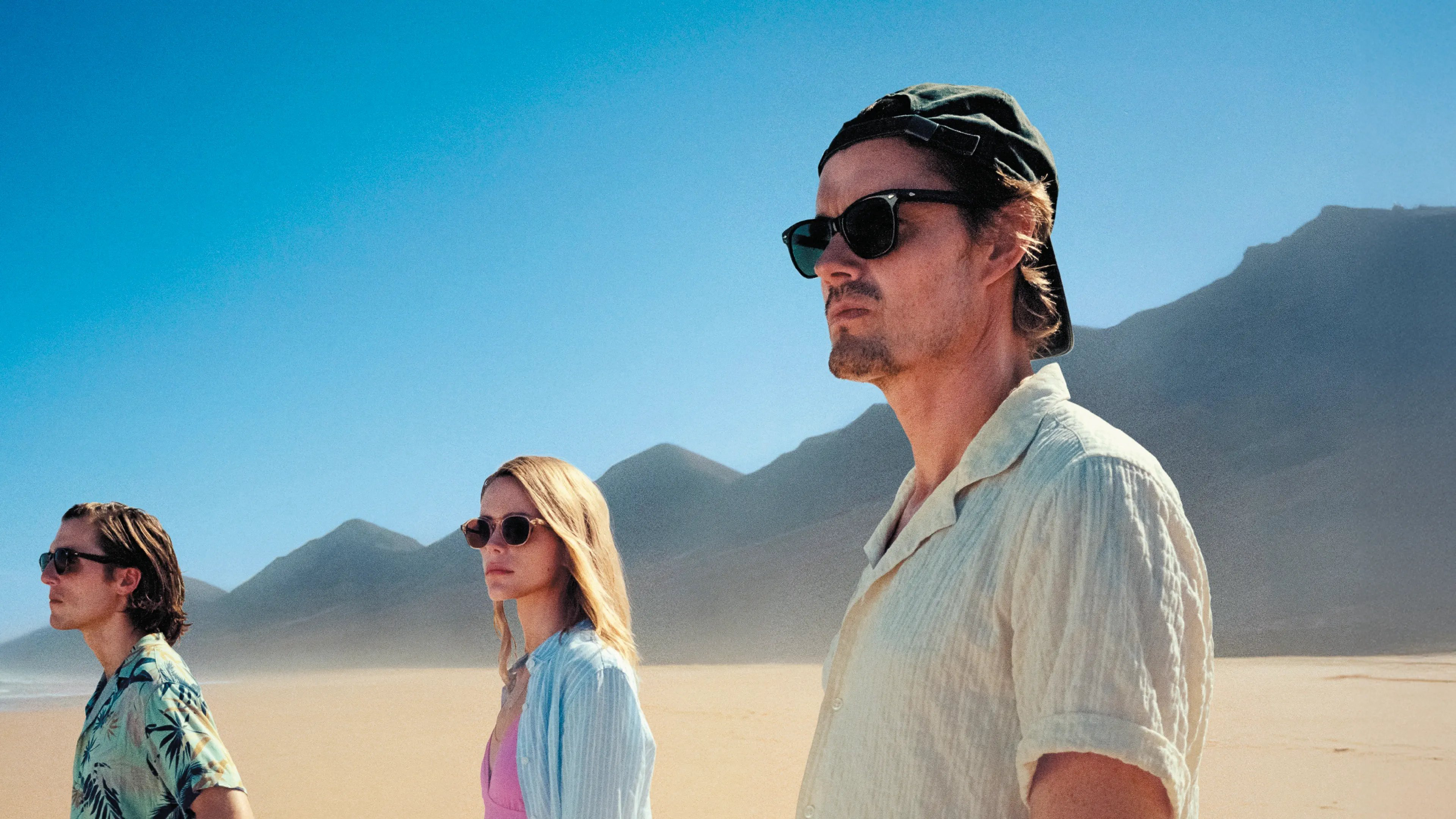 Xem Phim Chuyện Xảy Ra Trên Đảo HD - Islands 2025 Full Online