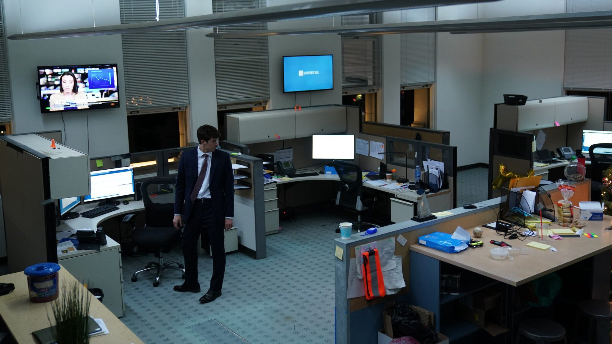 Xem Phim Cơn Lốc Tài Chính HD - Bull Run 2025 Full Online