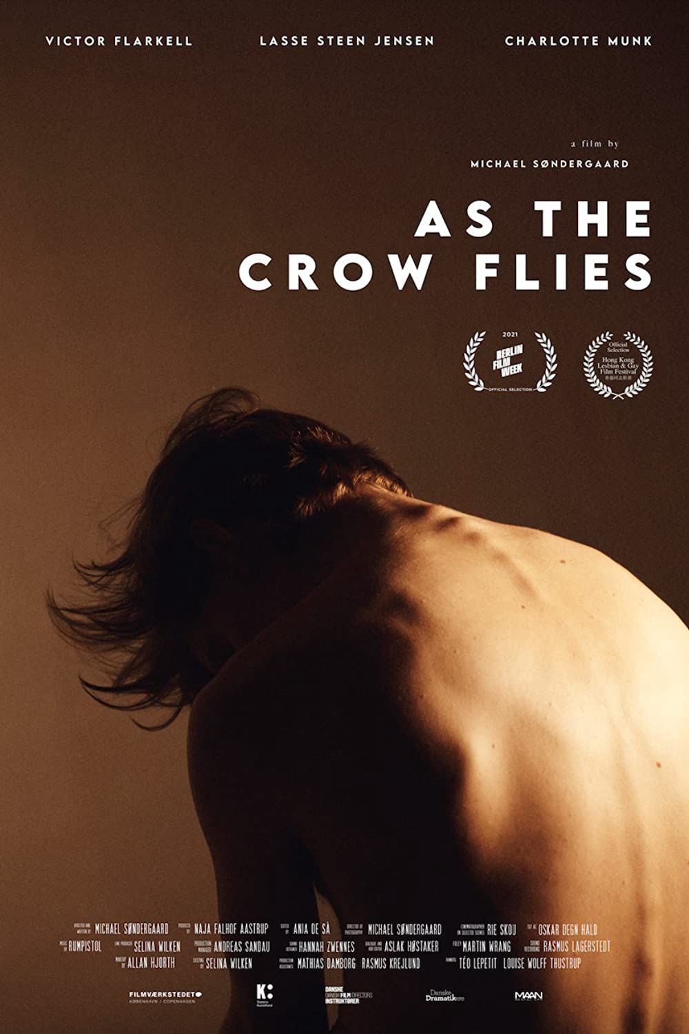 Phim Đôi cánh tham vọng - As the Crow Flies (2022)