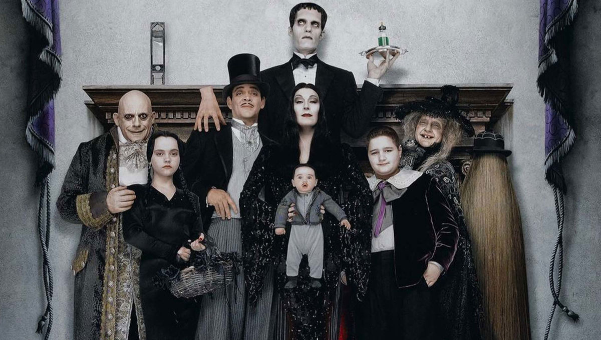 Gia đình Addams 2 - Addams Family Values (1993)
