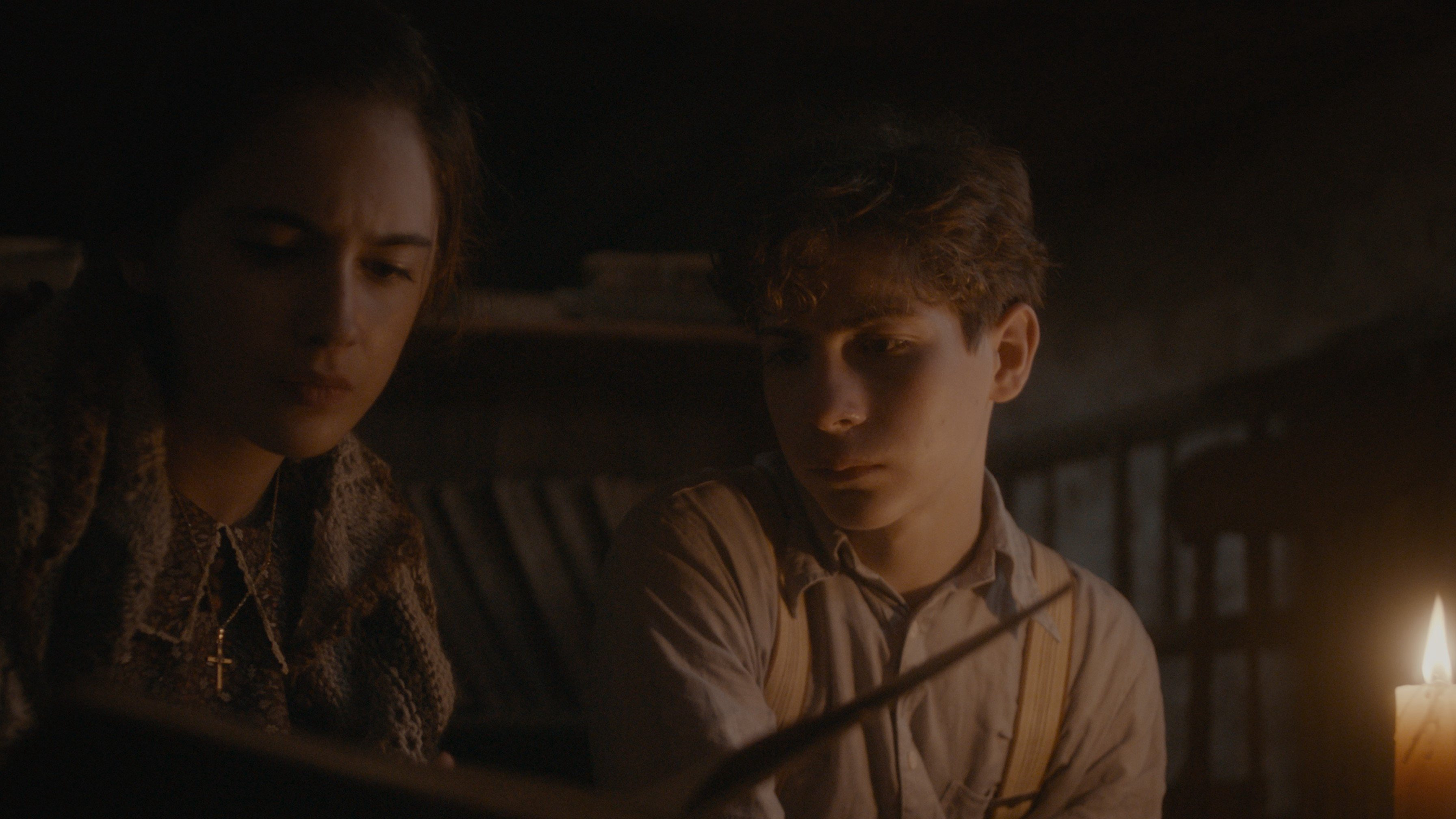 Xem Phim Hài Cốt Thầm Thì HD - Queen of Bones 2025 Full Online