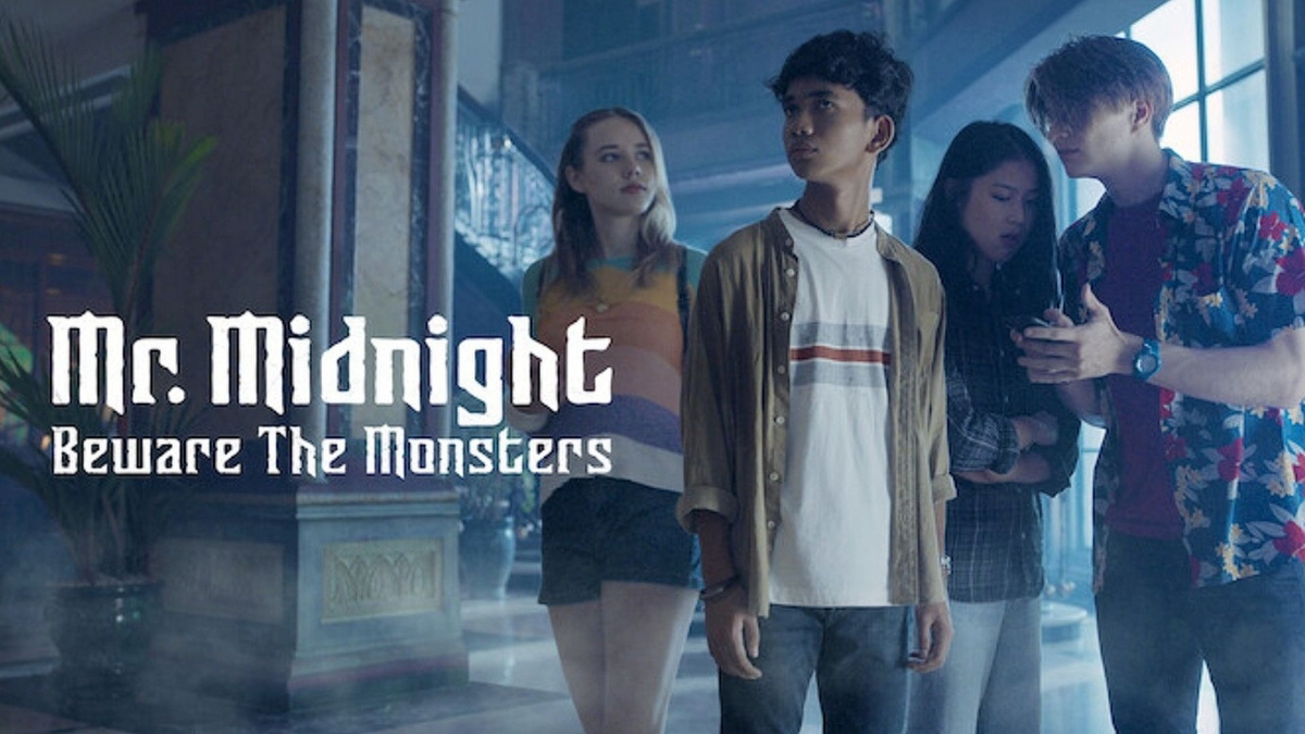 Kinh hoàng lúc nửa đêm: Coi chừng quái vật - Mr. Midnight: Beware The Monsters (2022)
