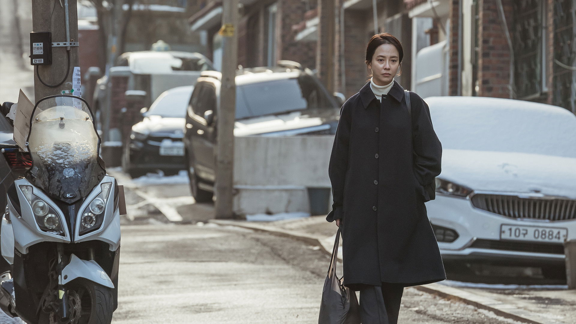 Poster phim Mái Nhà Sau Song Sắt