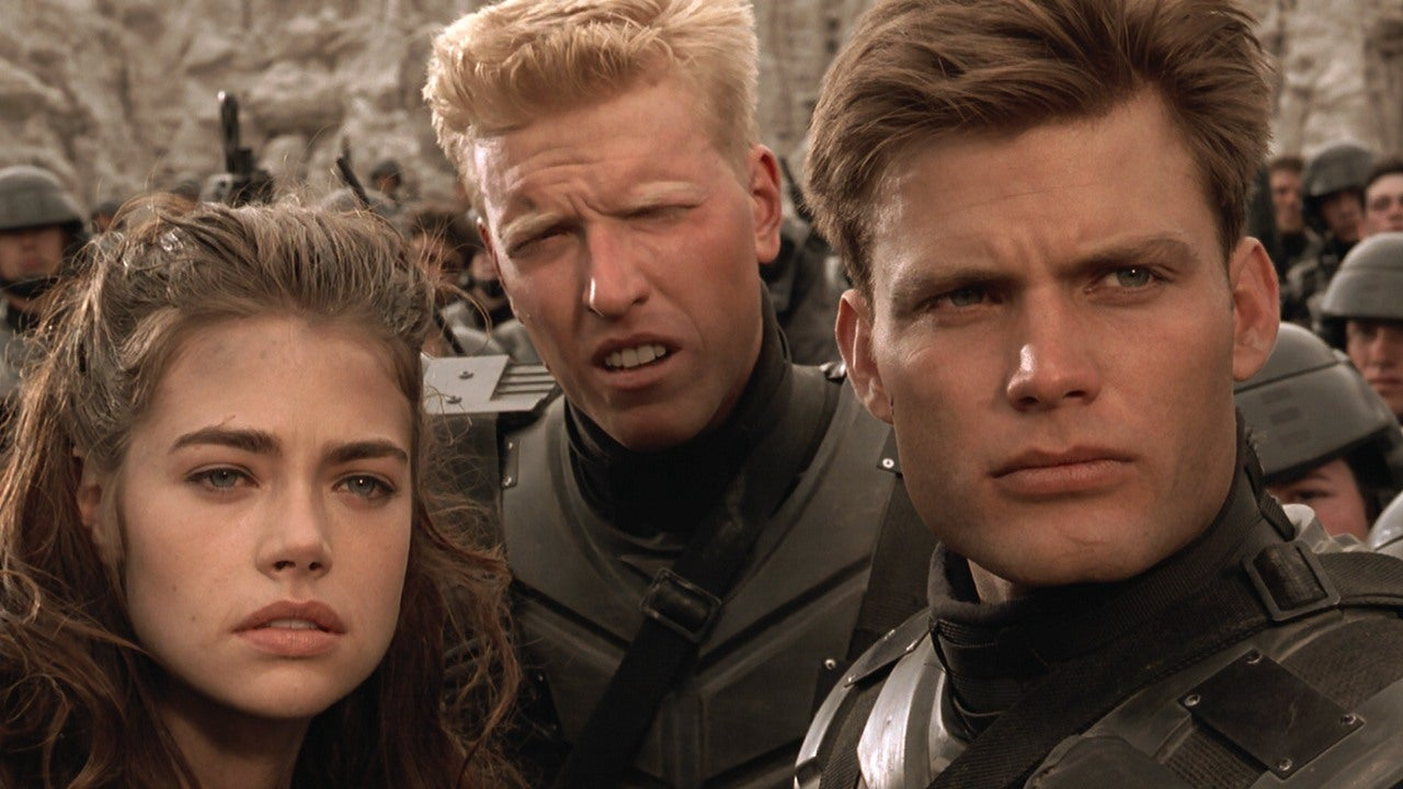 Starship Troopers Vietsub