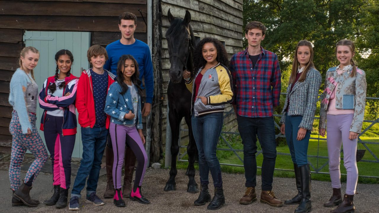 Zoe và Raven (Phần 3) - Free Rein (Season 3) (2019)